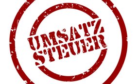 Besteuerung der Übertragung von Gutscheinen, die nach dem 1.1.2019 ausgegeben wurden: Gutscheincodes für den Erwerb digitaler Inhalte in einem Online-Netzwerk (X) sind Einzweck-Gutscheine Bild mit 2 roten Kreisen, in der Mitte steht Umsatzsteuer